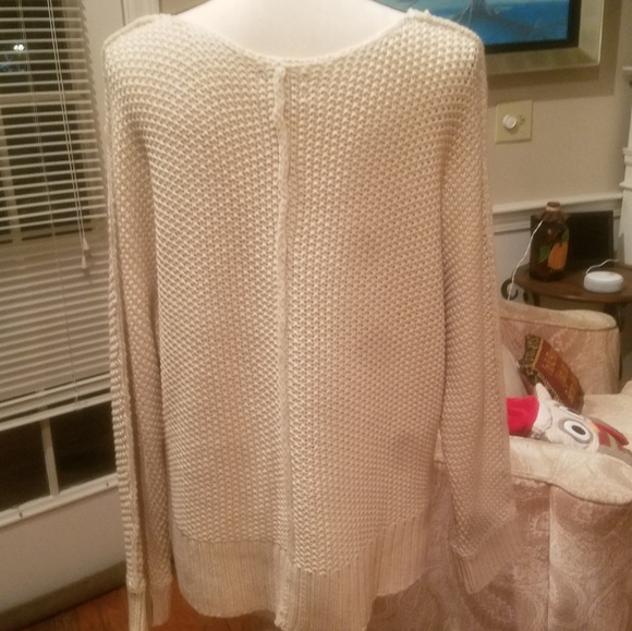 Lucky Brand Sweater - Picture 3 of 4